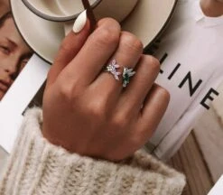 Bague Femme Colibri Fleurie Harmonie Réglable En Argent Sterling 925 10 Bague Femme Colibri Fleurie Harmonie Réglable En Argent Sterling 925 -Magasin D'accessoires Sélectionnés bague femme colibri fleurie harmonie etoileharmonie fr 2