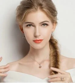 Boucles D'oreilles En Forme D'abeille -Magasin D'accessoires Sélectionnés boucles d oreilles en forme d abeille 3