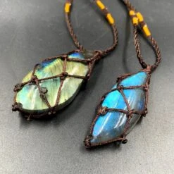 Collier Pendentif Labradorite Pierre De Protection 10 Collier Pendentif Labradorite Pierre De Protection -Magasin D'accessoires Sélectionnés collier corde pendentif labradorite etoileharmonie fr 3