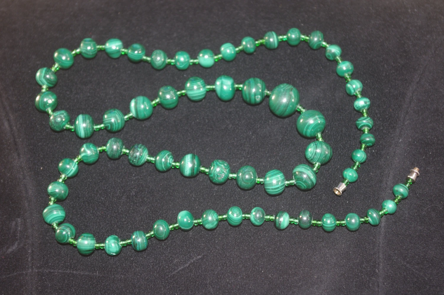 Collier Malachite Perles En Pierre Naturelle Vintage 6 Collier Malachite Perles En Pierre Naturelle Vintage – Image 4