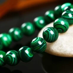 Bracelet Perles De Protection En Malachite 8 Bracelet Perles De Protection En Malachite -Magasin D'accessoires Sélectionnés etoileharmonie 24
