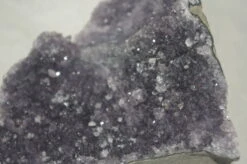 Géode Améthyste Brute D'Uruguay De 448 Gr 11 Géode Améthyste Brute D'Uruguay De 448 Gr -Magasin D'accessoires Sélectionnés geode amethyste etoileharmonie druse amethyste harmonisation 3