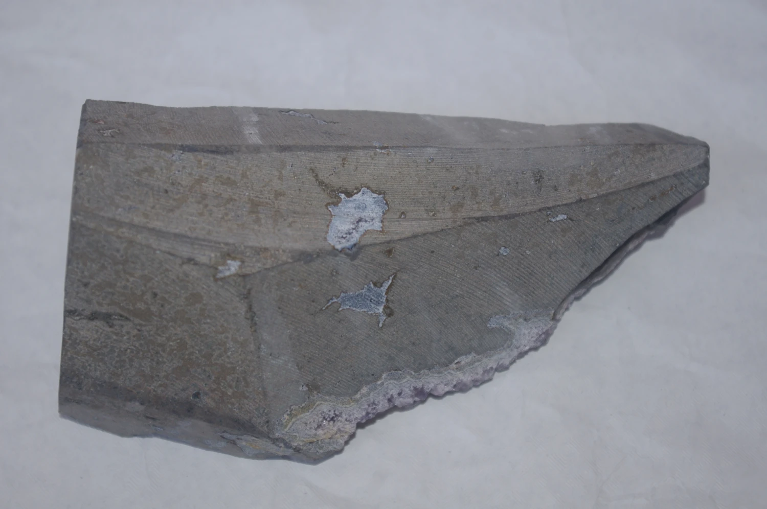 Géode Améthyste De 781 Gr 9 Géode Améthyste De 781 Gr – Image 7